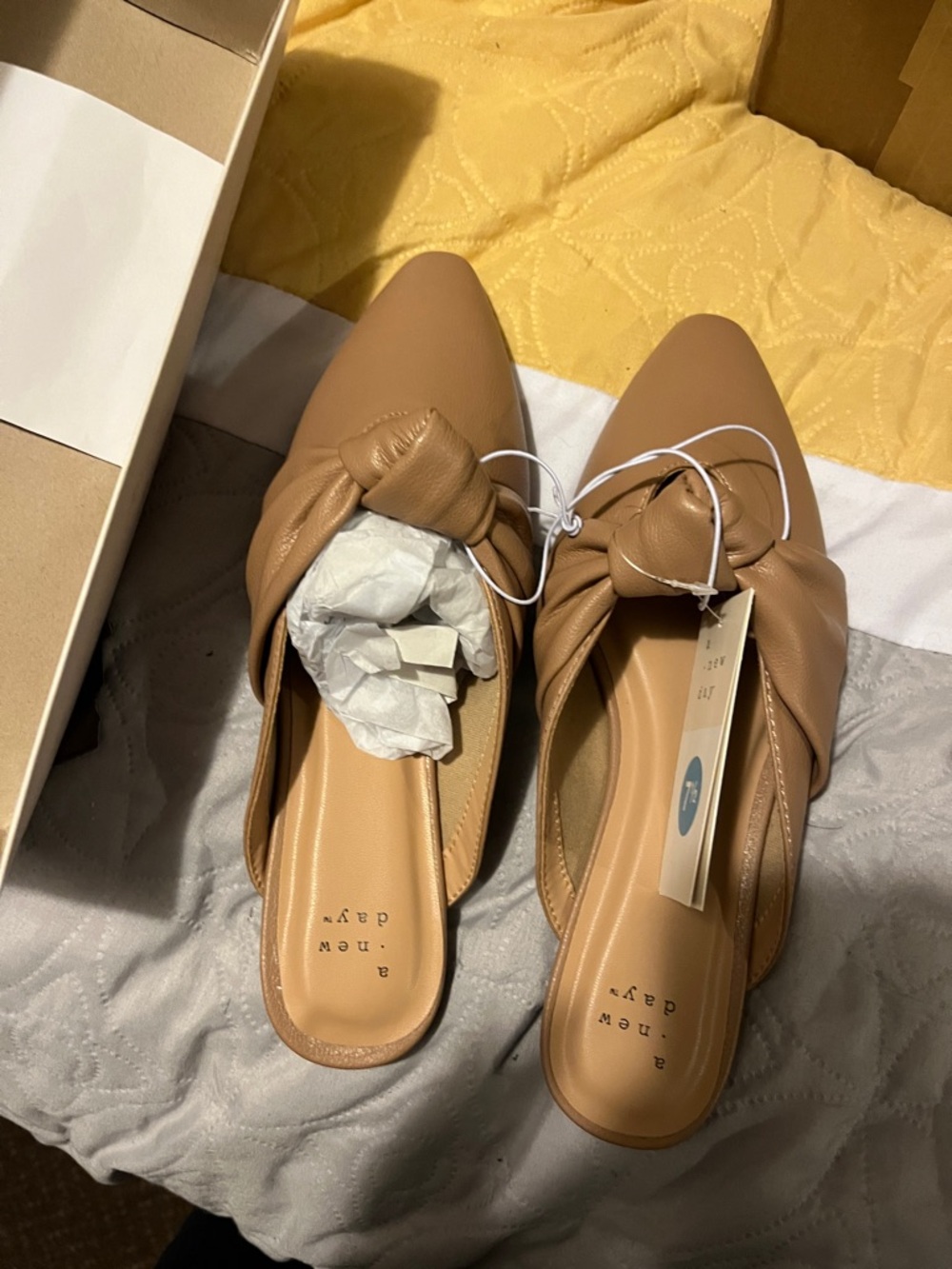 🥿NIB/NWT A NEW DAY MULES/flats